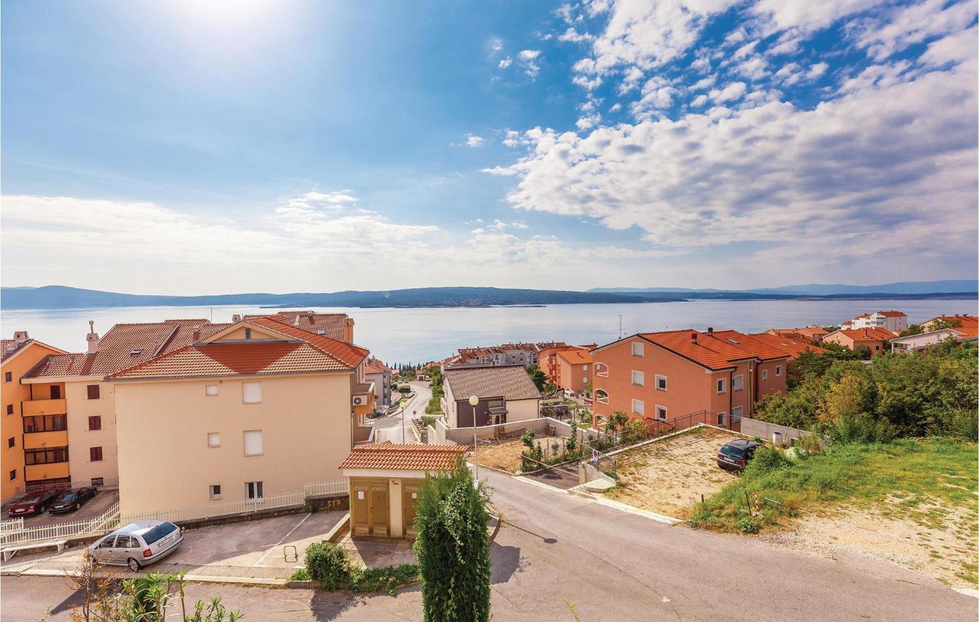 Nice Apartment In Crikvenica With Kitchen Eksteriør bilde